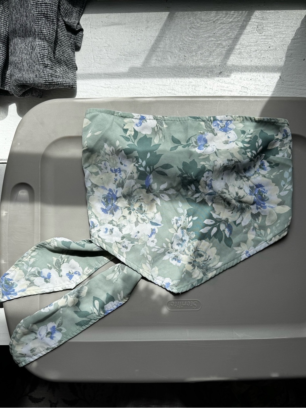 Abercrombie Floral Sage Green Bandana Scarf Top with Removable Straps